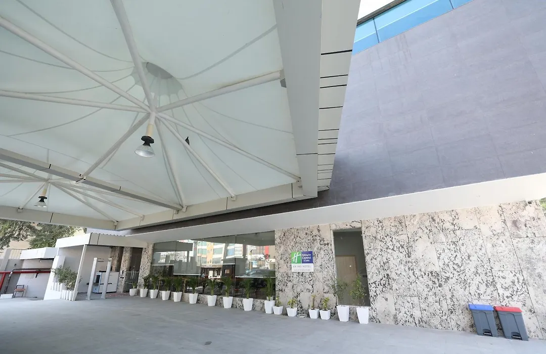 Holiday Inn Express & Suites Jaipur Gopalpura By Ihg-1